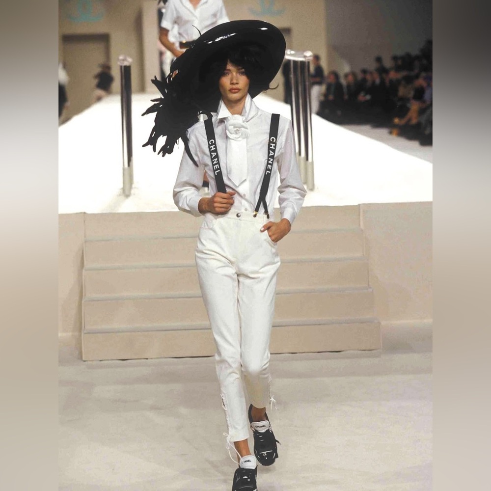 Chanel Runway Logo Black White Clip-on Suspenders - Picture 13 of 16